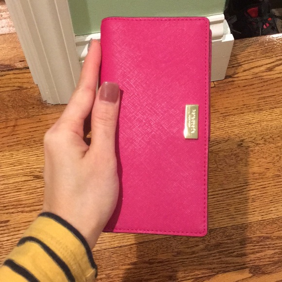 New Kate Spade - Picture 5 of 5